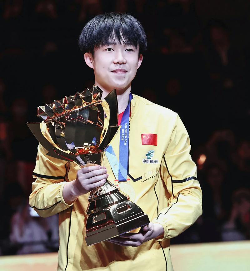 Phối đồ Với Chân Váy Dài
